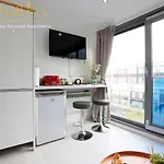 Apartmán Value !!! - The Cakide, Dubell Serviced Leeds, Up To 2 Guests, Ample Street Parking, Wifi & Netflix Leeds (West Yorkshire)