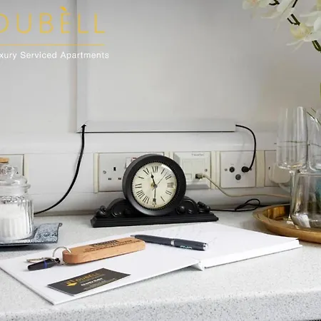 Value !!! - The Cakide, Dubell Serviced Leeds, Up To 2 Guests, Ample Street Parking, Wifi & Netflix Лідс