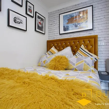 Value !!! - The Cakide, Dubell Serviced Leeds, Up To 2 Guests, Ample Street Parking, Wifi & Netflix Leeds (West Yorkshire)